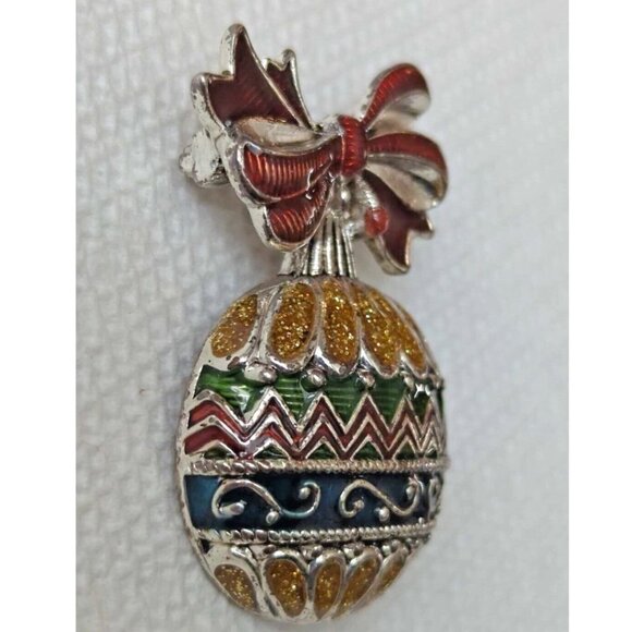 Nina Ricci Vintage Ornamental Christmas Ball Brooch - Picture 2 of 5